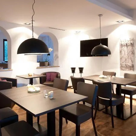 מלון Seeluna Am Klostersee 3*